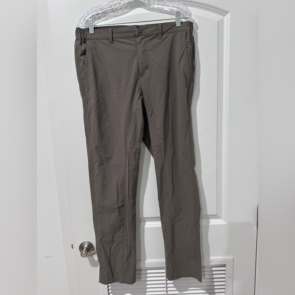 Men's Freefly Pants in Gray